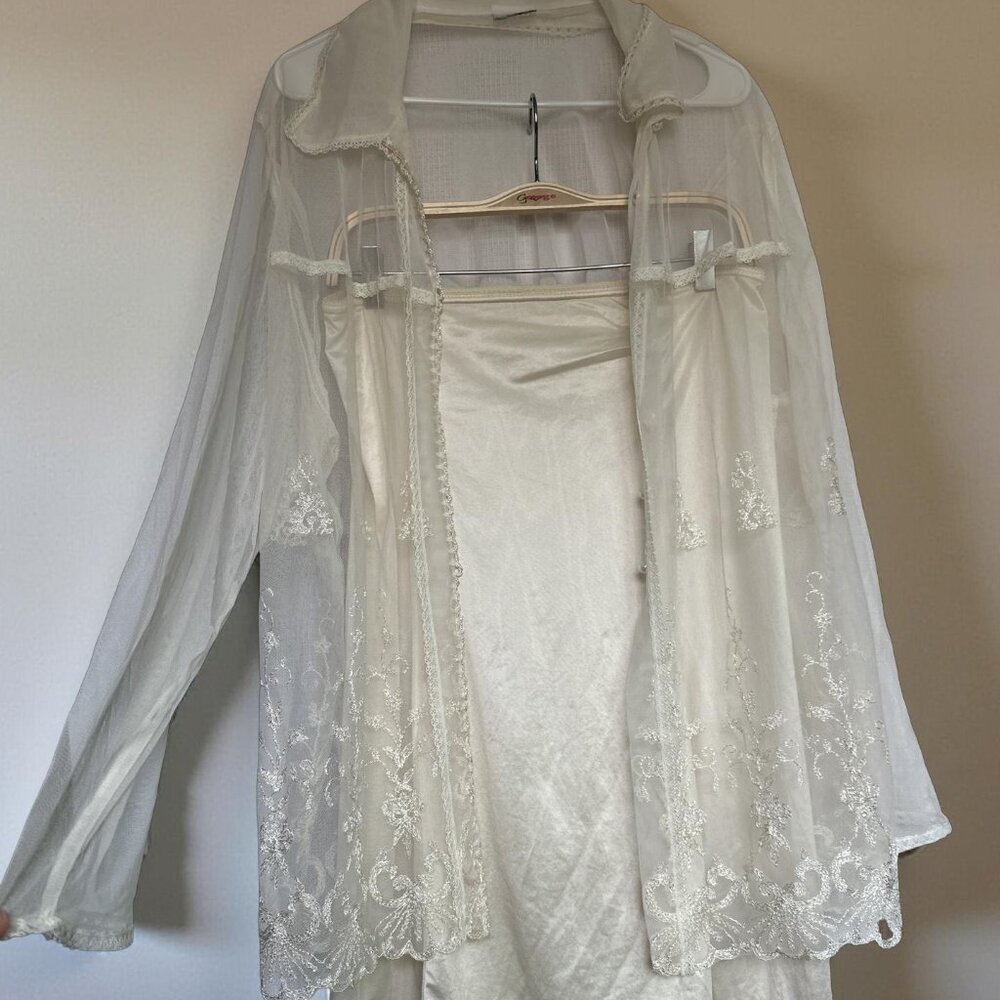 Vintage Romantic Sheer Bundle - Picture 7 of 7
